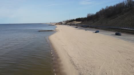 Sandy-beaches-in-Norton-Shores-on-Lake-Michigan