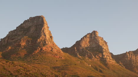 The-Twelve-Apostles-Mountain-Range-Near-Table-Mountain-During-Sunset-In-Cape-Town,-South-Africa