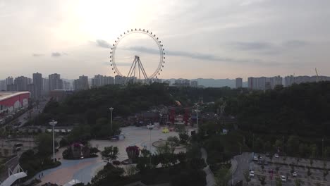 Amusement-park-in-the-evening-sunset