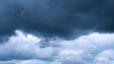 Cielo-Nublado-Oscuro-En-Lapso-De-Tiempo-De-Temporada-De-Lluvias-4k