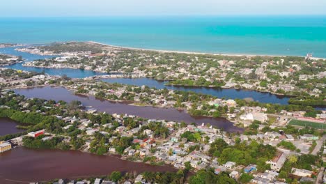 Luftbild,-überfliegen-Landschaftspanorama-Der-Halbinsel-Yucatan-Von-Oben,-Mexiko,-Mittelamerika,-4k