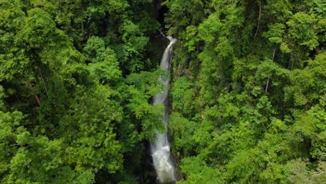Aerial-shot-of-multiple-waterfalls