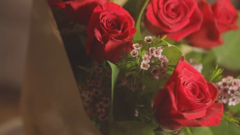 Rotating-Bouquet-Of-Red-Roses---close-up-shot