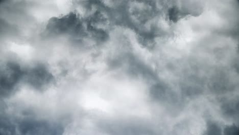 Tormentas-Eléctricas,-Rayos-Y-Nubes-Sobre-Tormentoso