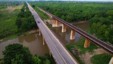 Aerial-footage-of-highway-377-over-Denton-Creek-in-Texas