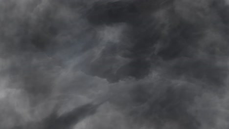 Relámpagos-Y-Tormentas-Con-Nubes-Grises-Oscuras-4k
