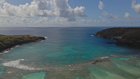 Aerial-view-of-Hanauma-bay-in-calm-water-on-sunny-day-2