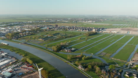 Aerial-View-Of-Polder-By-The-Gouwe-River-In-Gouda,-Netherlands