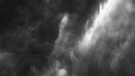 Fliegen-Durch-Schwere-Gewitterwolken-4k