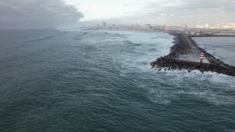 Wild-ocean-waves-crashing-againt-coastal-cliffs