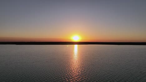 Luftbild-Von-Port-Bay-Und-Sonnenuntergang