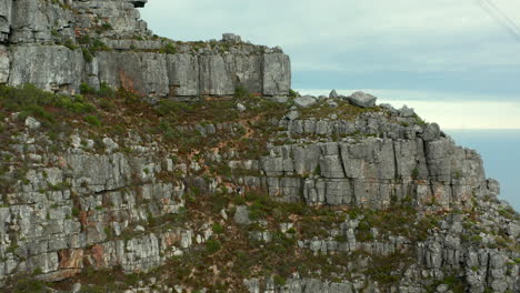 Group-Of-Hikers-Climbing-India-Venster-Trail-On-Table-Mountain-In-Cape-Town,-South-Africa