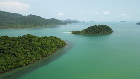 Aerial-dolly-of-tropical-islands-jungle-and-mountains