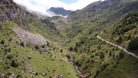 Spanish-Pyrenees,-Spain---Aerial-Drone-View-of-the-Hiking-Trail-in-Valle-de-Aguas-Tuertas-Valley