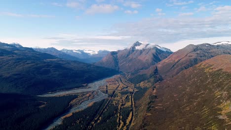 4k-60fps-aerial-video-of-Thompson-Pass,-on-the-road-to-Valdez,-Alaska