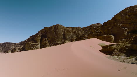 Panorama-Of-Rock-Ridges-And-Cliffs-On-The-Desert-Landscape-Of-Wadi-Rum-In-Jordan