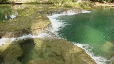 Kleine-Wasserfälle-Mit-Kristallklarem-Wasser-In-San-Luis-Potosi