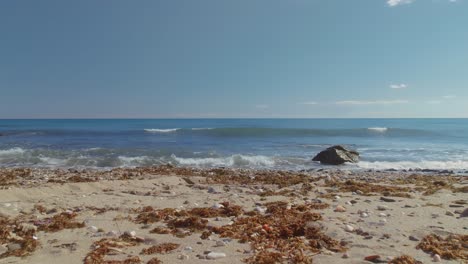 Empty-beach-in-the-Mediterranean-sea