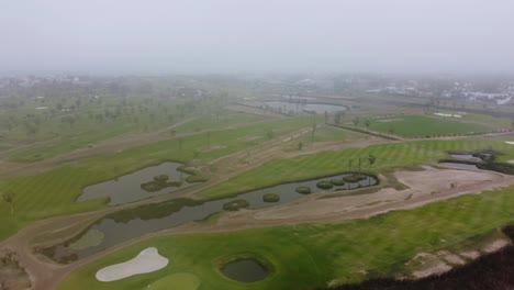 Drone-video-of-a-golf-course-in-Lima,-Peru