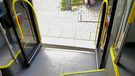 Slow-motion-shot-from-Inside-The-Bus-Opening-and-closing-the-doors-automatically