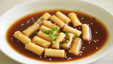 Spicy-Jjajang-Tteokbokki-or-Korean-rice-cake-in-spicy-black-bean-sauce---Korean-food-style