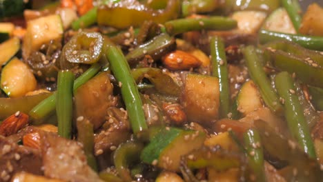 Healthy-Wok-pot-with-vegetables,-asian-style