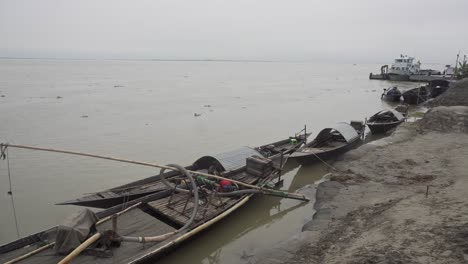 Boats-are-tied-at-the-riverside-of-Bangladeshi-river