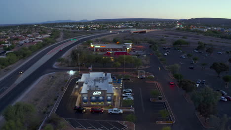 Customers'-Cars-Lining-Up-And-Parked-Around-Popular-Culver's-Restaurant-In-Green-Valley,-Arizona