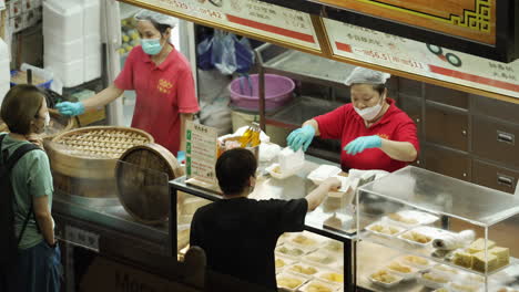 Straßenhändler,-Der-Lebensmittel-Zum-Mitnehmen-In-Der-Asiatischen-Chinesischen-Metropolregion-Verkauft