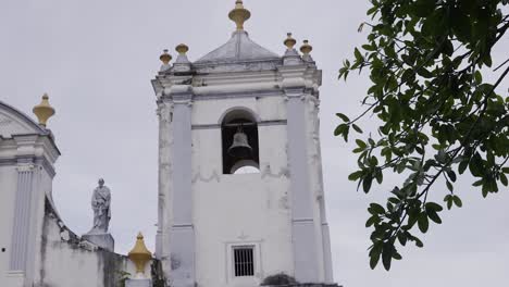 Katholische-Kirche,-Abteilung-Rivas,-Nicaragua,-Nicaraguanische-Kolonialkirche,-Straßen