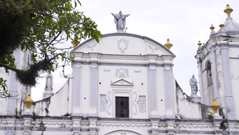 department-of-rivas,-nicaragua,-nicaraguan-colonial-church,-streets,-neglected-church