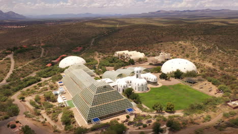 Biosphäre-2,-Autarkes-Ökosystem,-Orakel,-Arizona,-USA