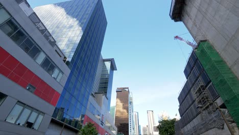 Panoramablick-Auf-Große-Gebäude-Des-Geschäftszentrums-In-Singapur