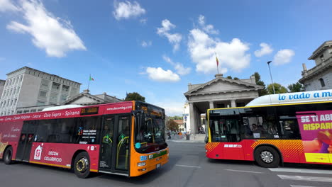 Cars-and-buses-driving-on-Porta-Nuova-in-Bergamo-city-in-Italy