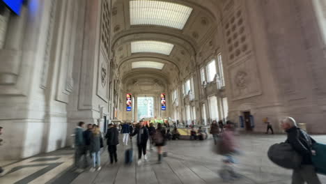 Incredible-hyperlapse-inside-Milano-Centrale-train-station-in-Milan-city