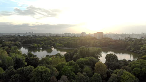 IOR-park-aerial-view-at-sunsest,-Bucharest,-Romania