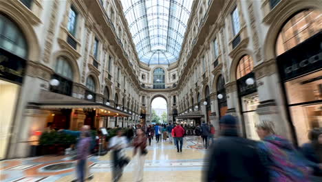 Hyperlapse-walking-in-Galleria-Vittorio-Emanuele-II-in-Milan-in-Italy