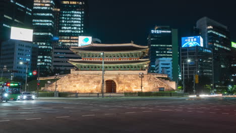 Sungnyemun-gate-night-time-lapse