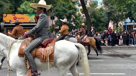 Aufnahme-Der-Charro-Parade-In-Mexiko-Stadt