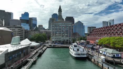 Boston-Harbor-Cruises-in-harbor