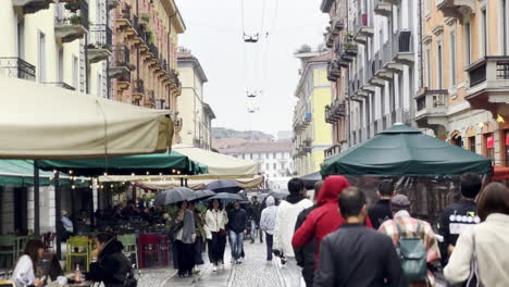 Stadt-Mailand-In-Italien-Mit-Regen-Und-Schlechtem-Wetter-Im-Kalten-Nassen-Winter
