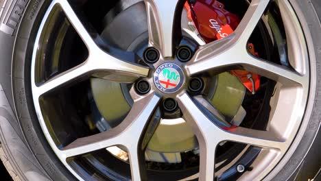 Alfa-Romeo-Rad-Kardanische-Drehung