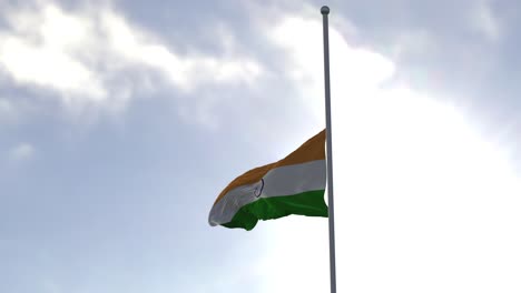 Flagge-Indiens-Halbmast-Im-Wind