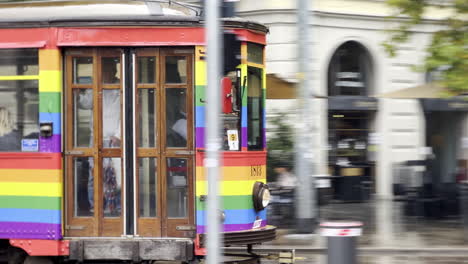 Rainbow-coloured-tram-in-city-of-Milan