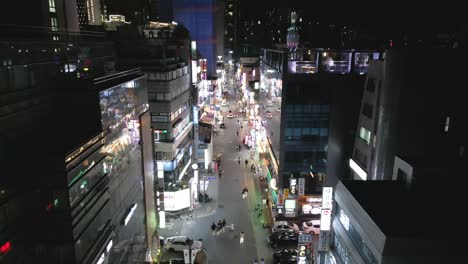 Bar-street-in-Songpa-district-in-Seoul-at-night,-South-Korea
