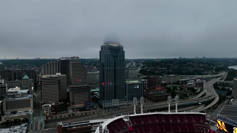 Great-American-tower-on-a-gloomy-evening-in-Cincinnati,-Ohio,-USA---Aerial-view