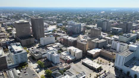 Downtown-Baton-Rouge,-Louisiana-Aerial-Orbiting-Right