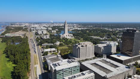 Capitol-Building-in-Downtown-Baton-Rouge,-Louisiana-Aerial-Tracking-Forward