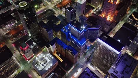 Aerial-view-around-the-illuminated-US-Bank-Tower,-in-downtown-Cincinnati,-USA---high-angle,-orbit,-drone-shot