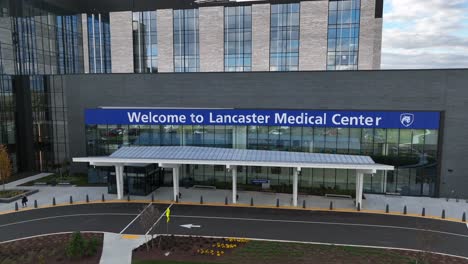 Willkommen-Im-Lancaster-Medical-Center-Schild
